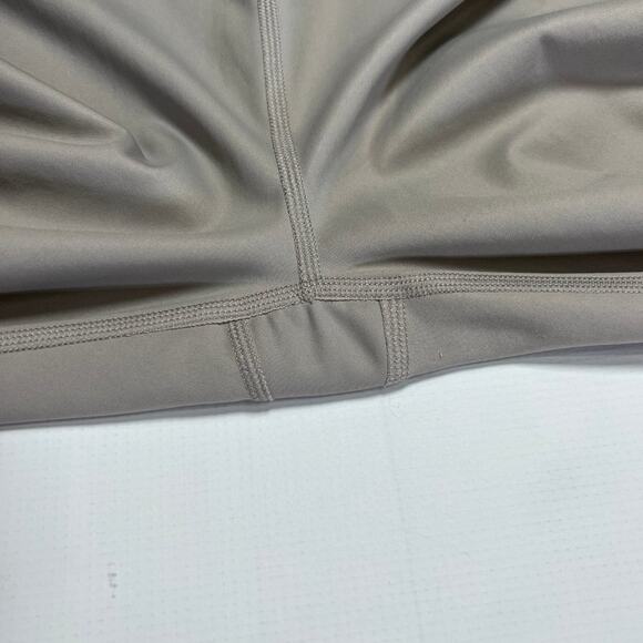 Athleta ContenderĀ Aero 7/8 Tight SIZE M Pebble Gray Zip Pocket Leggings - Picture 10 of 11